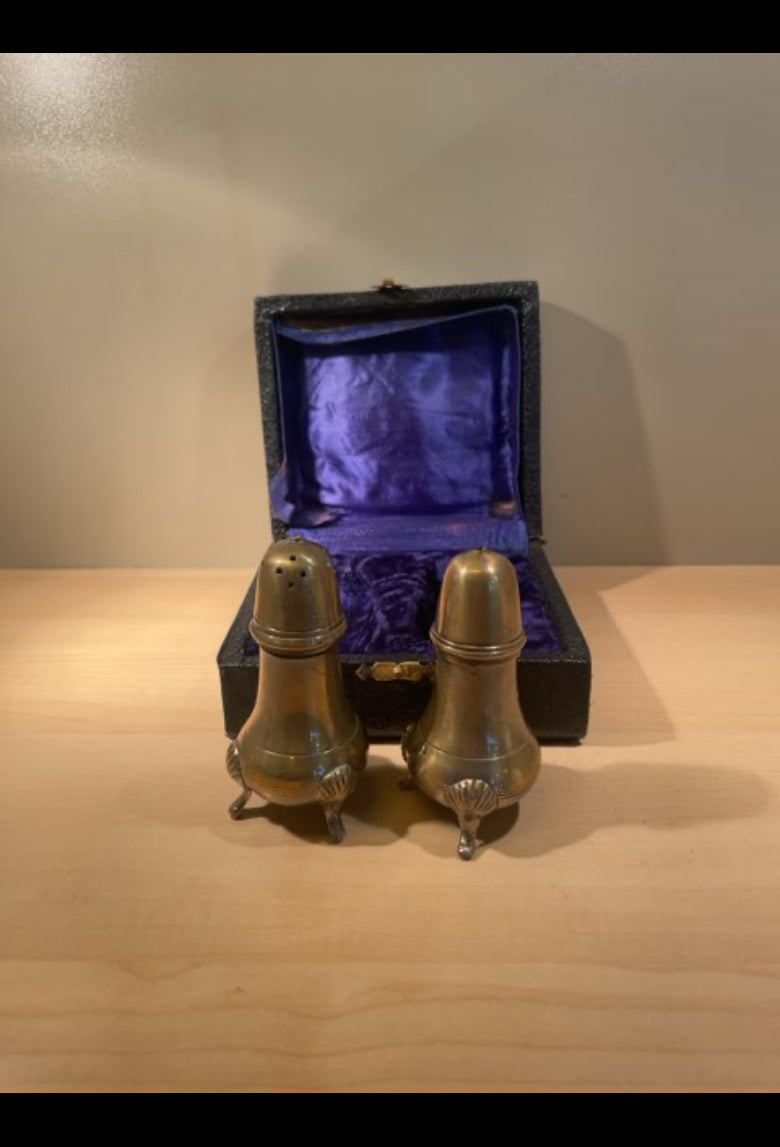 Gammelt salt & peber sæt i messing